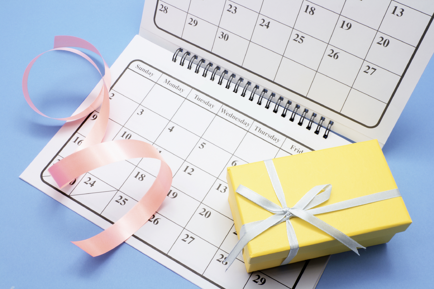 Aufklappbarer Kalender als Geschenk