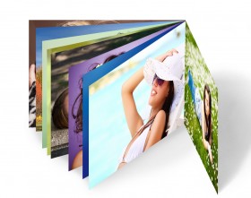 Das Fotoheft DIN A6 quer können Sie mit 28 Seiten bestellen. Es bietet genügend Platz für Ihre schönsten Urlaubsfotos und Schnappschüsse.