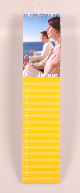 Auf diesem Kalender haben Sie genügend Platz für eigene Notizen (Geburtstage, Termine etc.) Es ist eine praktische Unterstützung in Ihrem Haushalt.