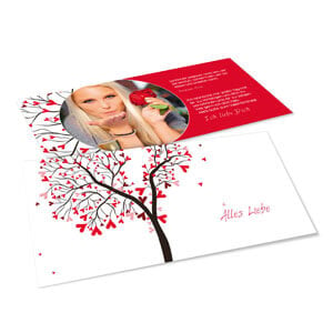 Wunderschöne Herz-Baum Illustration auf DIN Lang Karte zum Valentinstag